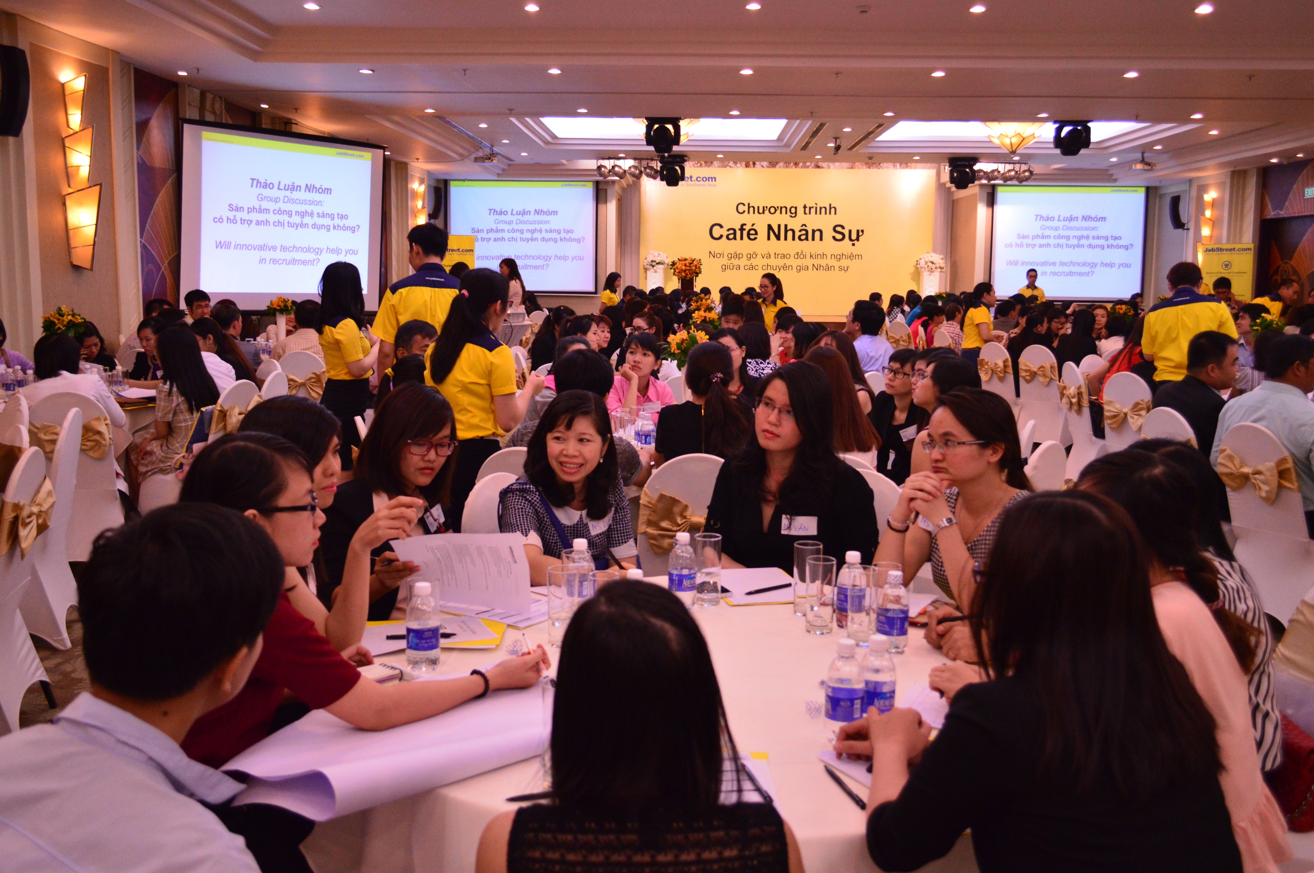Sáng tạo hơn trong tuyển dụng với công nghệ - 3 Khảo
sát của JobStreet.com trên 280 doanh nghiệp tại sự kiện