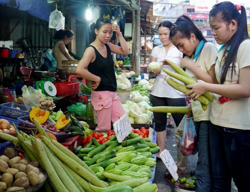 Cuộc sống của hầu hết lao động nhập cư đều khó khăn, chất lượng cuộc sống thấp Ảnh: THANH NGA