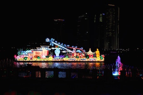 Vì sao du lịch Malaysia "hút" khách? - 23 Sự xuất hiện thân thiện của thành viên hoàng gia và lãnh đạo chính phủ liên bang trong các sự kiện.