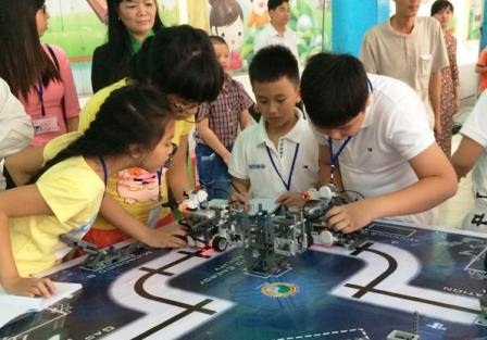 62 đội tham dự Robothon quốc gia 2014 - 1 62 đội tham dự Robothon quốc gia 2014