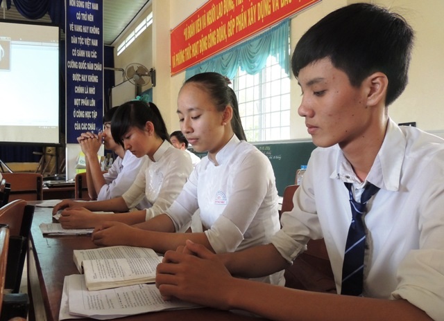 Đề Văn thay đổi theo hướng mở nhưng tư duy của học sinh vẫn còn bị “rập khuôn”?