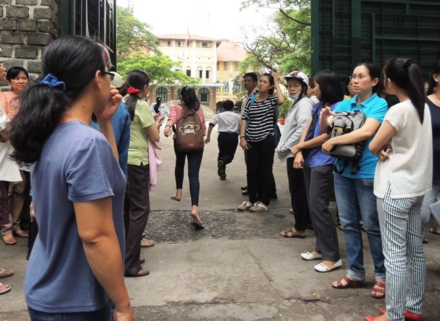 Được bao bọc quá mức, trẻ càng trở nên yếu ớt - 2 Được bao bọc quá mức, trẻ càng trở nên yếu ớt