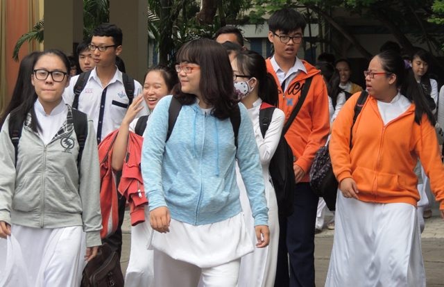 Đáp án thi thử THPT tại TPHCM môn Sử, Sinh - 1 Học sinh TPHCM kết thúc kỳ thi thử THPT quốc gia
