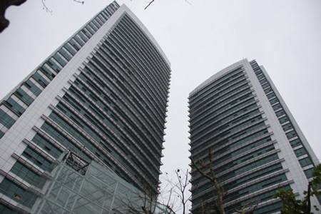 Tòa tháp đôi EVN