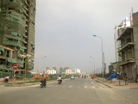 Hà Nội: Đề xuất thu hồi “đất kẹt” tại các tuyến đường giao thông - 1 Hà Nội: Đề xuất thu hồi “đất kẹt” tại các tuyến đường giao thông