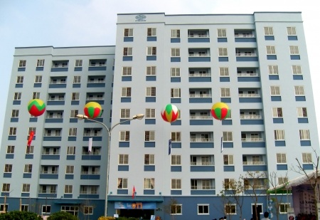 "Phải có 10 dự án nhà xã hội khởi công trước tháng 5" - 1 10 dự án nhà xã hội có được khởi công trước tháng 5 như lời Thứ trưởng bộ Xây dựng?