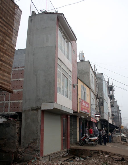 Hà Nội vẫn còn hơn 200 nhà siêu mỏng, siêu méo - 1 Hà Nội vẫn còn hơn 200 nhà siêu mỏng, siêu méo