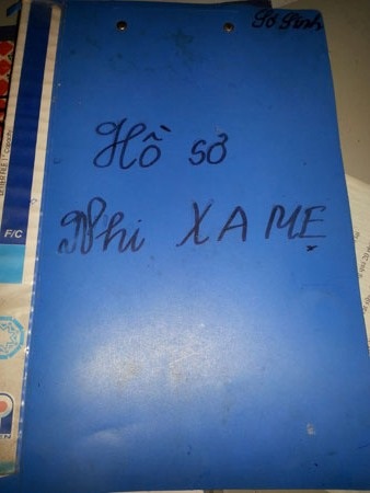 Cháu bé tội nghiệp được ghi tên vào