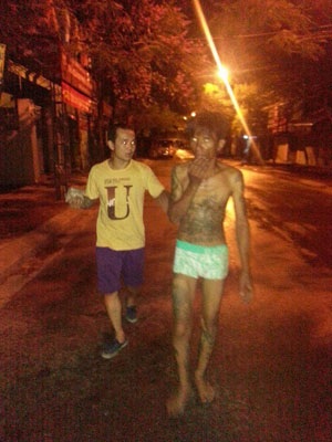 Anh Nghĩa đã khống chế được tên trộm sau thời gian truy đuổi