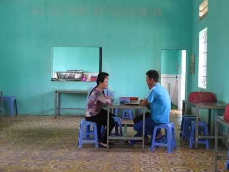 Vụ hàng trăm học viên cai nghiện bỏ trốn: Hơn 70 người đã quay lại - 1 Bữa cơm muộn hơn thường ngày được bố trí cho học viên quay lại