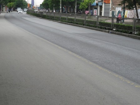 Khắc phục xong "ruộng bậc thang" trên quốc lộ 5 - 9 Trong quá trình sửa chữa liên tục gặp phải trời mưa, công trình vì thế gặp nhiều trở ngại