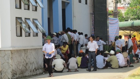 Xét xử 18 bị cáo gây rối trật tự công cộng và chống người thi hành công vụ - 2 Hải Dương:18 bị cáo hầu tòa trong vụ điểm nóng Ứng Hòe