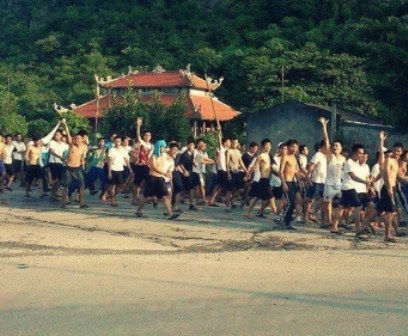 Hành trình trốn trại hơn 20km của hàng trăm học viên cai nghiện - 2 (nguồn ản do người dân cung cấp)