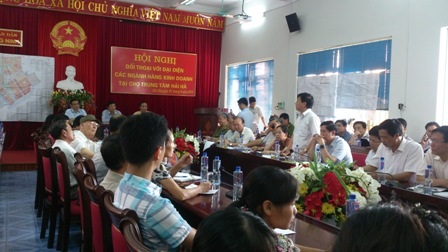 Buổi đối thoại giữa Chủ tịch tỉnh và tiểu thương chợ Hải Hà