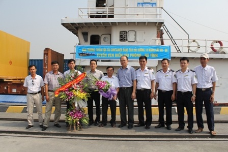 Khai trương tuyến vận tải container đầu tiên bằng đường biển nội địa - 1 Khai trương tuyến vận tải container đầu tiên bằng đường biển nội địa