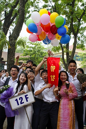 Phút ngẩn ngơ của học sinh trường Chu Văn An - 7 Phút ngẩn ngơ của học sinh trường Chu Văn An - 7