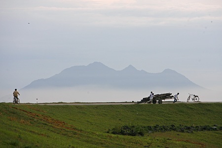 Tìm lại những triền đê Hà Nội - 7 Tìm lại những triền đê Hà Nội - 7
