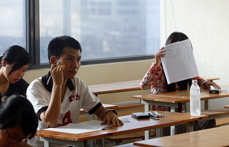 Hình ảnh ngày thi đại học đầu tiên - 13 Hình ảnh ngày thi đại học đầu tiên - 13