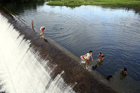 Hồ đập Khe Nhã - Cảnh vương lòng người - 12 Hồ đập Khe Nhã - Cảnh vương lòng người - 12