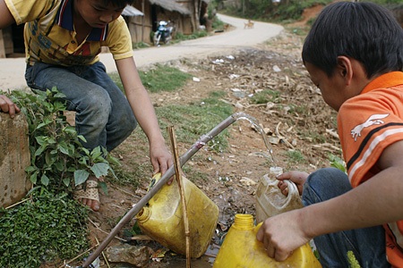 Ánh đèn tù mù soi con chữ vùng cao - 6 Ánh đèn tù mù soi con chữ vùng cao - 6