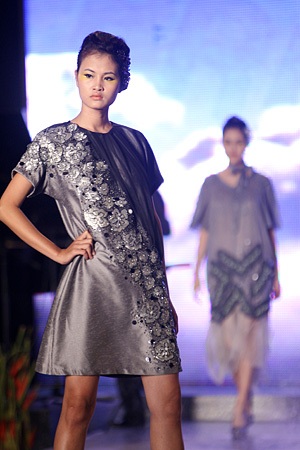 NTK Minh Hạnh: “Hoa hậu Ngọc Hân có tâm có sức” - 7 NTK Minh Hạnh: “Hoa hậu Ngọc Hân có tâm có sức” - 7