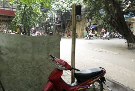 Chiếc cột “vô tích sự”! - 1 Chiếc cột “vô tích sự”!