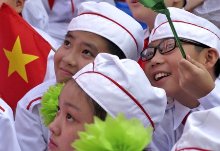 Gương mặt vui tươi của các học sinh bậc tiểu học.