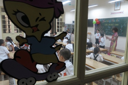 Phòng học cuả các học sinh lớp 1 được trang trí khá vui mắt.