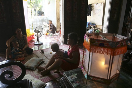 Đèn kéo quân lặng lẽ mùa trung thu - 1 Đèn kéo quân lặng lẽ mùa trung thu