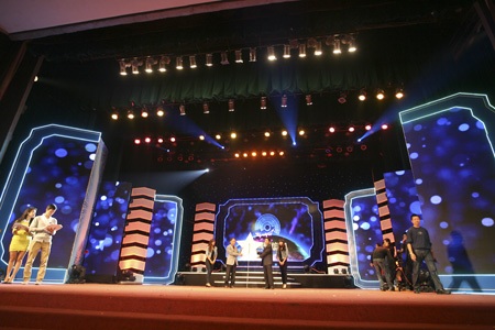 Bắt đầu được Hội Khuyến học Việt Nam khởi xướng từ năm 2004, Giải thưởng NTĐV do báo