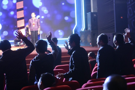 MC Thanh Vân và Mạnh Tùng.