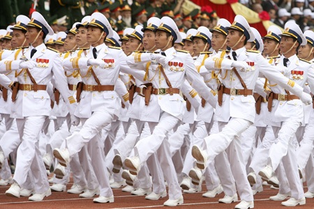 “Chiến sĩ Điện Biên” múa súng, phất cờ - 6 Lực lượng Hải quân Nhân dân Việt Nam.