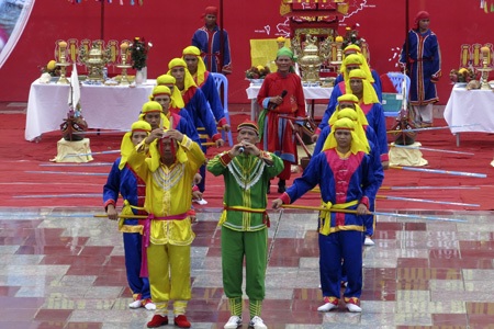 Tái hiện Lễ Khao lề thế lính Hoàng Sa tại Hà Nội - 4 Tái hiện Lễ Khao lề thế lính Hoàng Sa tại Hà Nội