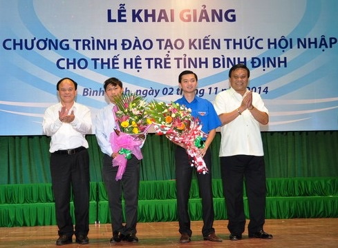 Đào tạo kiến thức hội nhập quốc tế cho thế hệ trẻ tỉnh Bình Định - 1 Lễ khai giảng Chương trình đào tạo “Kiến thức hội nhập cho thế hệ trẻ tỉnh Bình Định” lần thứ I.