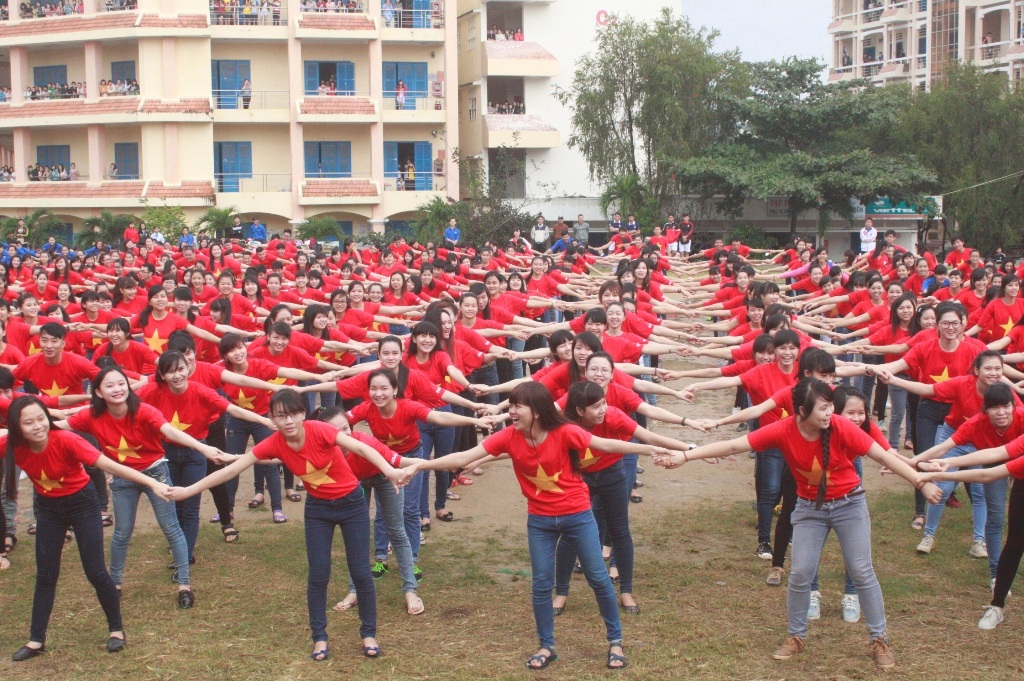 Tưng bừng Ngày hội văn hóa HS, SV tỉnh Bình Định.