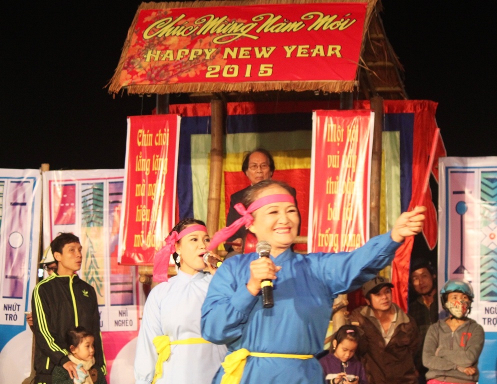 Hội Bài chòi là lễ hội văn hóa truyền thống được duy trì hàng năm tại Bình Định 