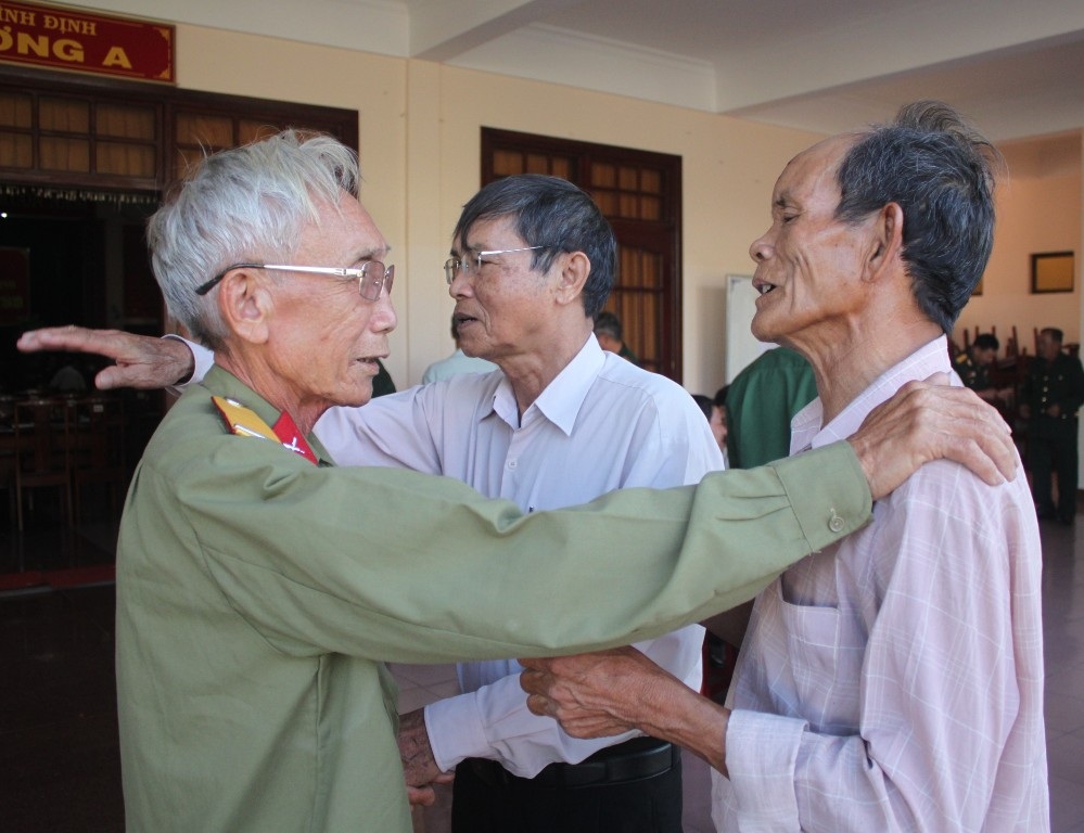 Cuộc hội ngộ xúc động của những người chiến sĩ năm xưa