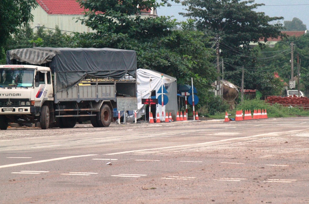 Trạm cân lưu động trên QL 19 qua địa bàn thị xã An Nhơn 