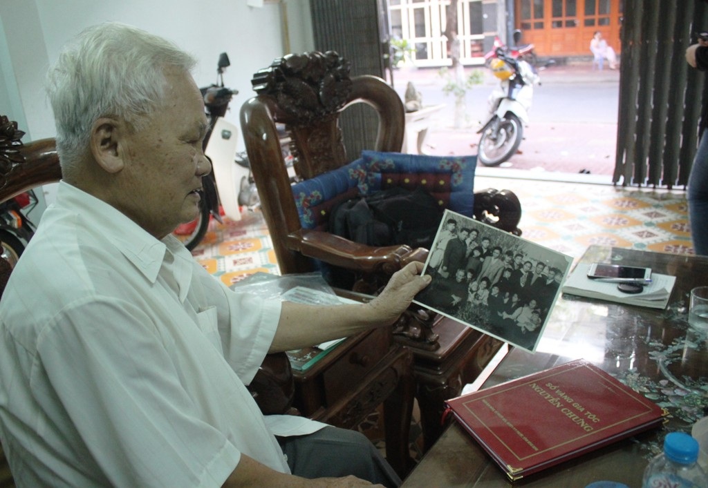 Bia tưởng niệm 