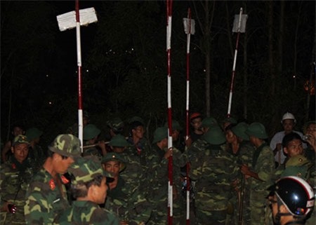 Vụ cháy phải huy động gần cả ngàn cán bộ, chiến sỹ cùng nhân dân dập lửa