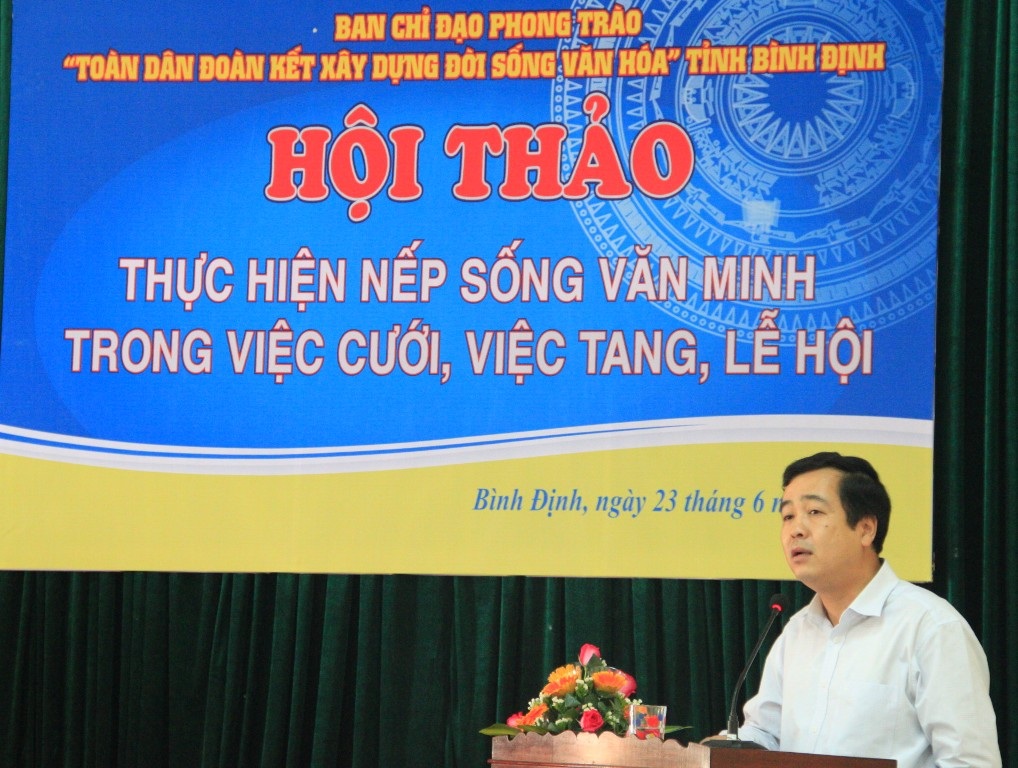 Phó Chủ tịch UBND tỉnh Bình Định phát biểu chỉ đạo tại hội thảo