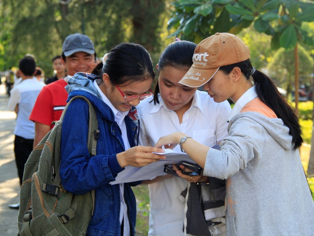 Số thí sinh làm được bài thì cho rằng đề thi Sinh học dễ có điểm 6-7 điểm (ảnh Doãn Công)