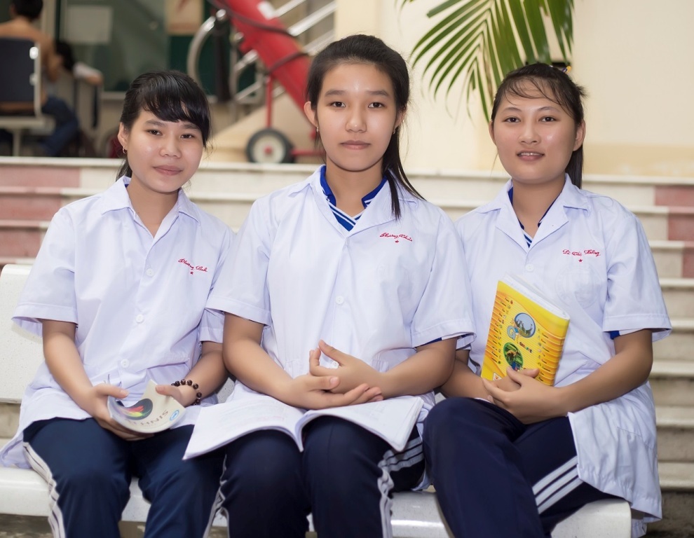 3 nữ sinh đất võ được tuyển thẳng đại học nhờ nghiên cứu khoa học - 2 3 nữ sinh đất võ được tuyển thẳng đại học nhờ nghiên cứu khoa học