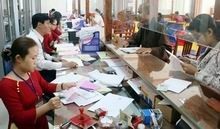 Nhiều ưu tiên cho cán bộ, công chức, viên chức nữ - 1 Nhiều ưu tiên cho cán bộ, công chức, viên chức nữ