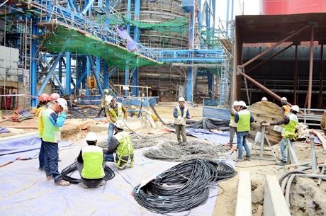Tuyển 2.100 lao động: Nhà thầu chịu áp lực từ...Trung Quốc? - 1 Tuyển dụng lao động TQ vì nhà thầu thi công chịu áp lực từ cơ chế vốn đầu tư