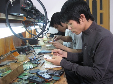 Phát triển các trường nghề chất lượng cao: Chấp nhận nỗ lực một cách không bình thường! - 3 Tăng tính cạɮh tranh cho lao động Việt Nam trong quá trình hội nhập ASEAN