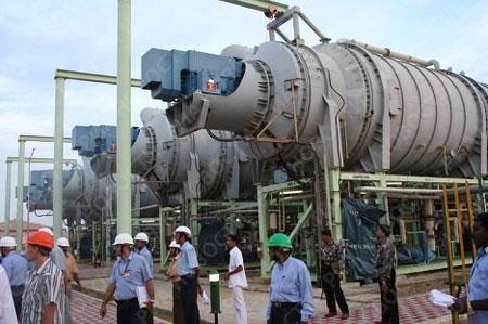 Nhân lực điện hạt nhân: Còi cọc, ốm o, đụng đâu cũng thấy...đau! - 1 Nhân lực điện hạt nhân: Còi cọc, ốm o, đụng đâu cũng thấy...đau!