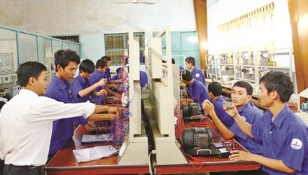 Năng suất lao động Việt thuộc nhóm thấp nhất Châu Á - 1 Năng suất lao động Việt thuộc nhóm thấp nhất Châu Á