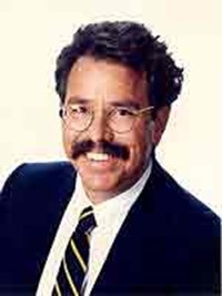 Peter Economy là chuyên gia đã có hơn 20 năm nghiên cứu về quản trị.