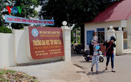 Bài 3: Sinh viên đi đâu, về đâu?